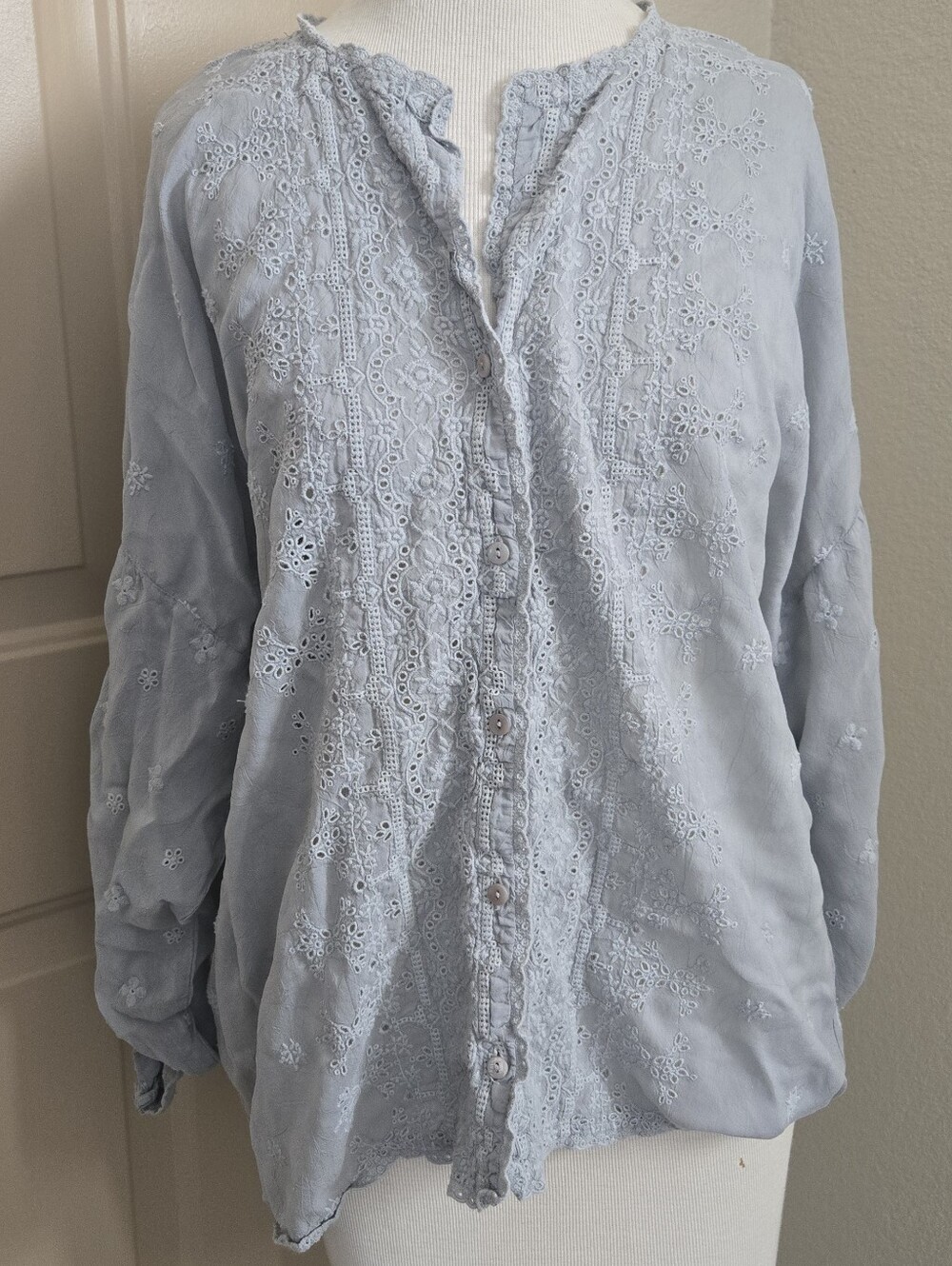 Johnny Was Button Up gray eyelet top XXL
